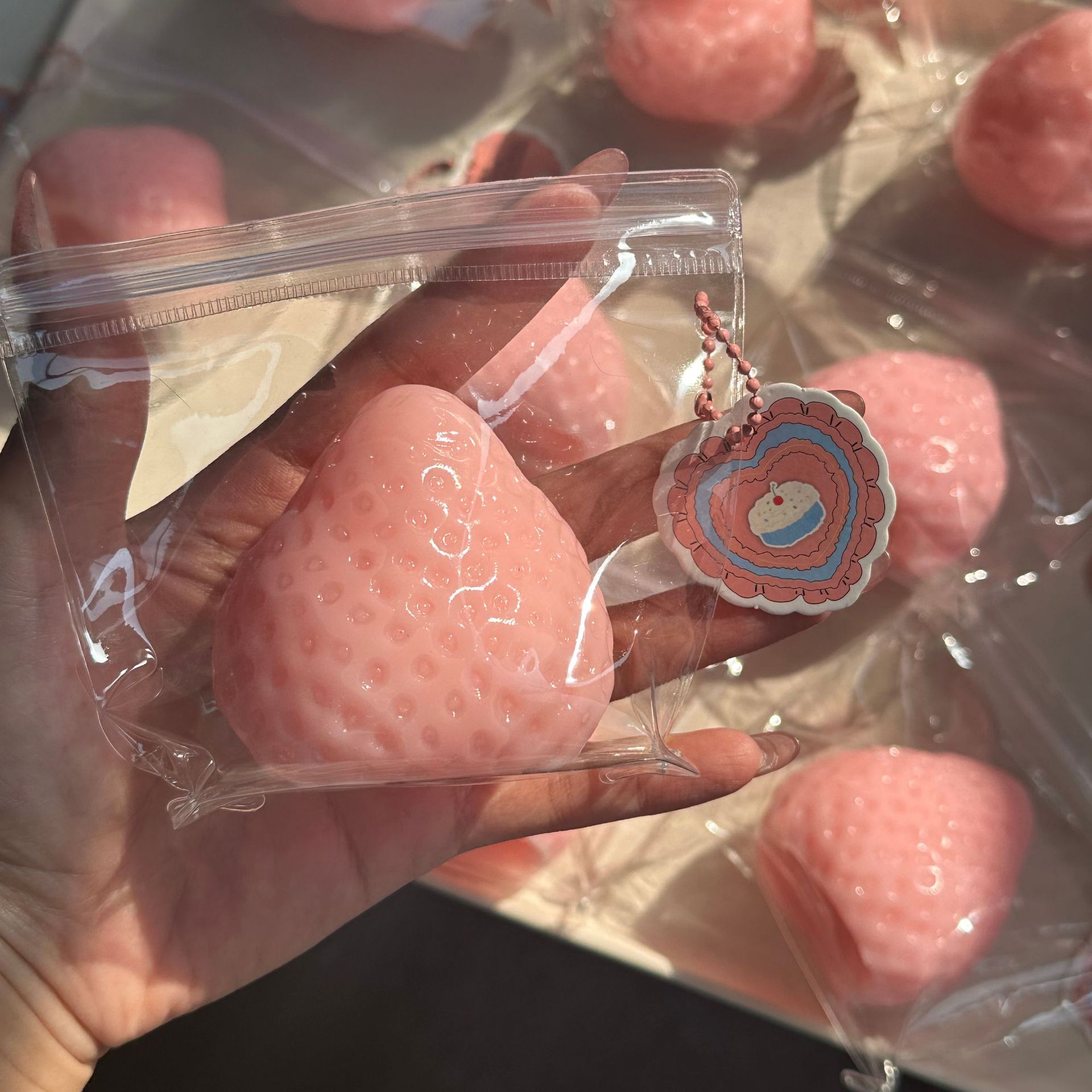 Strawberry Taba Squishy Fidget - Party Games Crazy ulasan dan harga